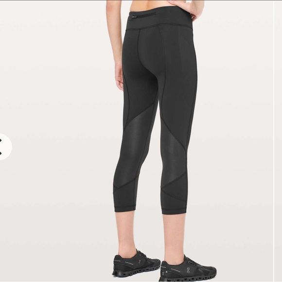 Pace Rival Crop - Picture 2 of 6